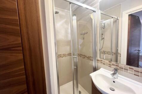 shower 4 Hen