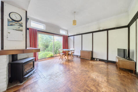 1303983-1-683dd16...