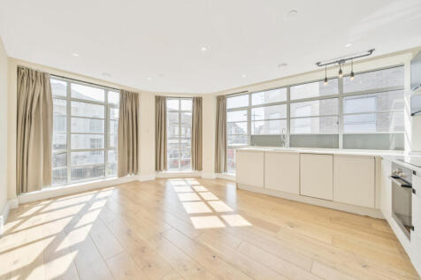 Reception/Kitchen