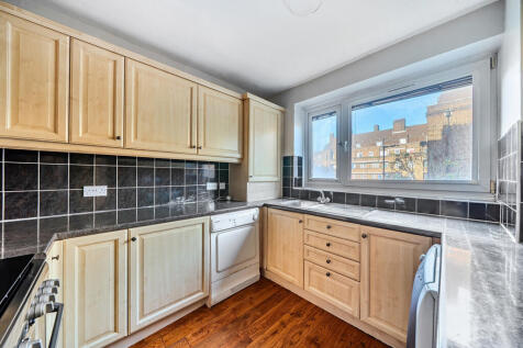 1381978-12-6915e7...