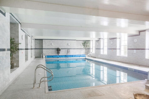 Swimmibng Pool