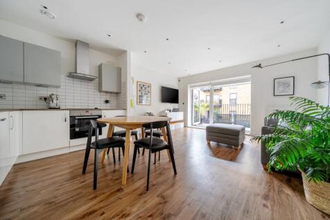 Open Plan Reception