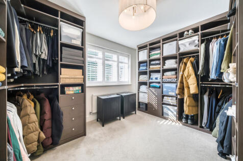 Walk In Wardrobe