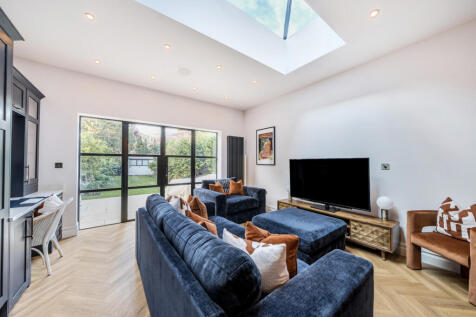 1363476-9-68e7dc5...