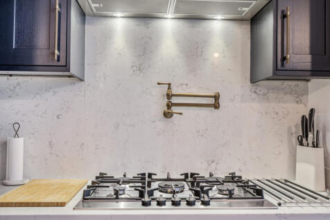 1363476-11-68e7dc...