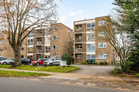 1393502-3-694183f...