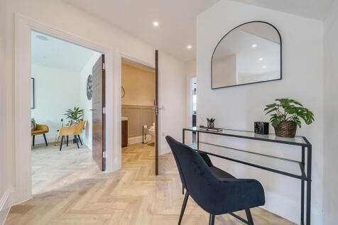 1342904-9-68a48e9...