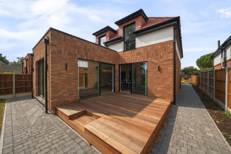 1342904-4-68a48e3...