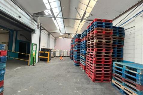 Warehouse photo 4