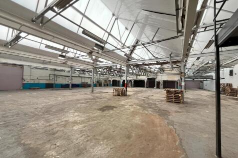 Warehouse photo 10