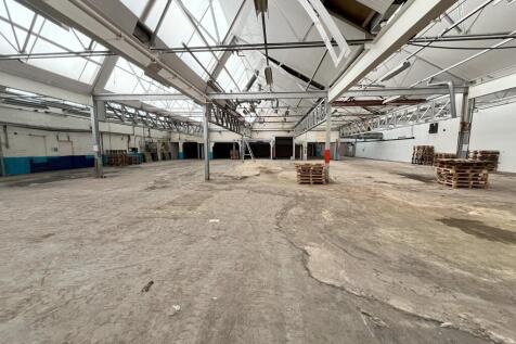 Warehouse photo 11