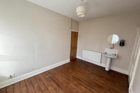 Room 2 photo 2