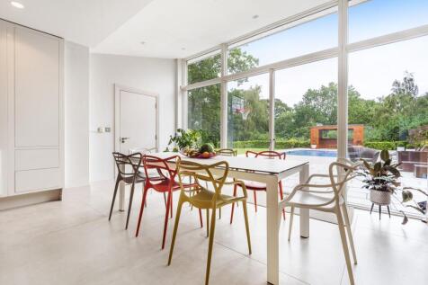 Breakfast Room