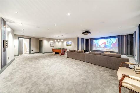 Cinema/Games Room