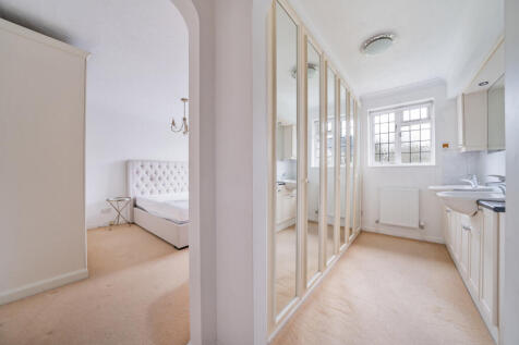 Dressing Area