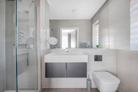 En-Suite to Bedroom