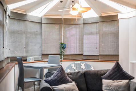 1375104-12-690df1...