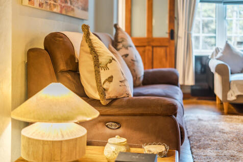 1375104-3-690def8...