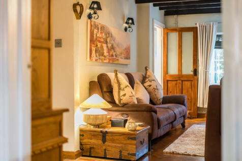 1375104-15-690df1...