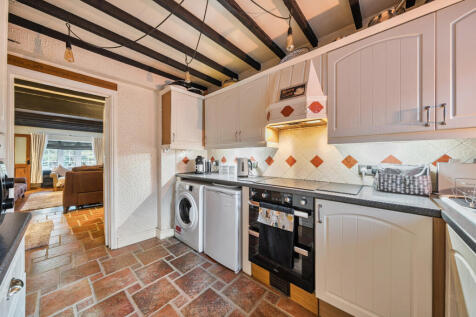 1375104-8-690df09...