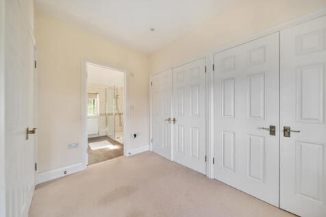 Walk In Wardrobe