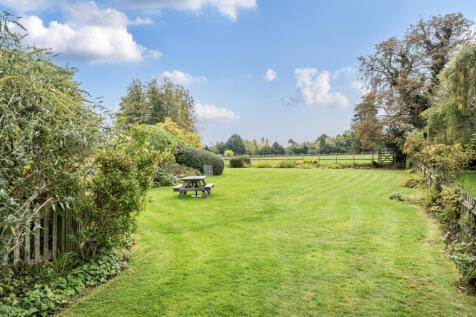 1358776-1-68de272...