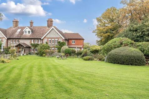 1358776-3-68de273...