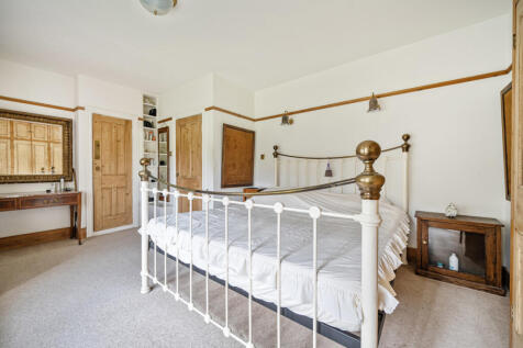 1358776-18-68de28...