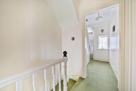 1358776-21-68de28...