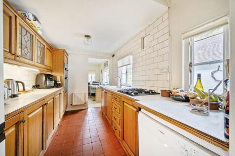 1358776-27-68de29...