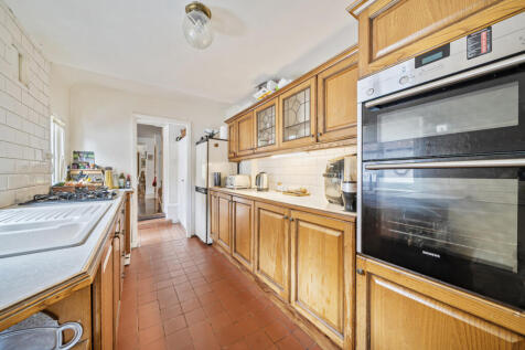 1358776-29-68de29...