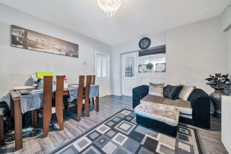 Dining / Lounge
