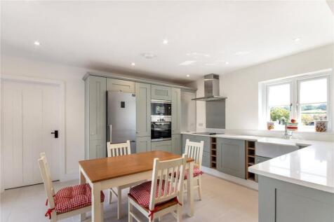 Dining/Kitchen