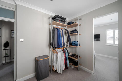 Walk In Wardrobe