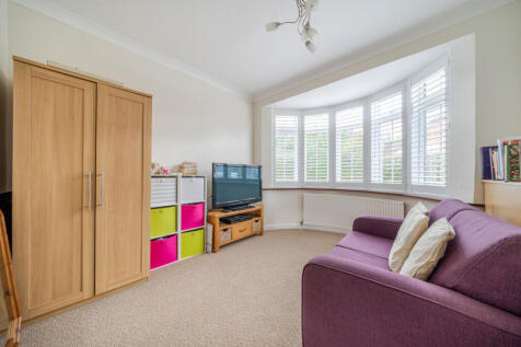 Reception/Bedroom