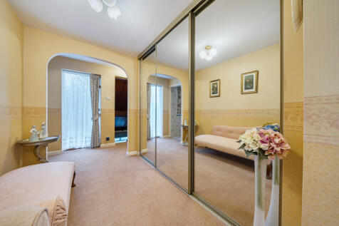 1382157-8-6928603...