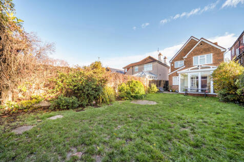 1387184-6-6932e3e...