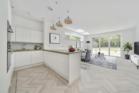 Kitchen/Recepion