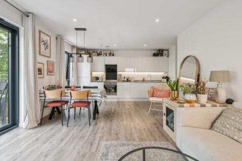 Kitchen/Reception