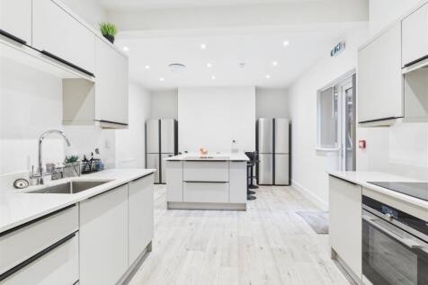 Kitchen - 02.jpg