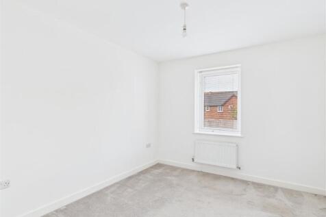 2 Webbs Court - 06.jpg