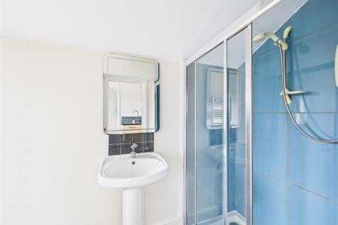 10 St Johns Road - 09.jpg