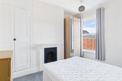 10 St Johns Road - 16.jpg