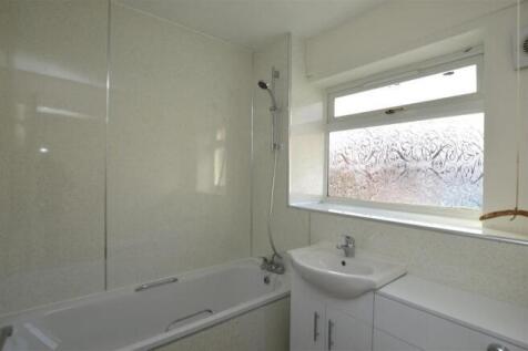 5 Daisy Links - 04.jpeg