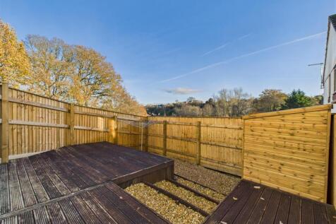 5 Daisy Links - 08.jpg