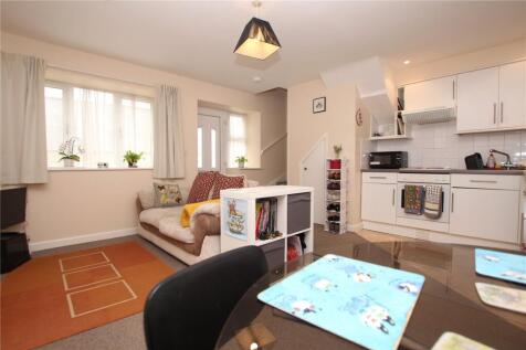 Living Room/Kitchen