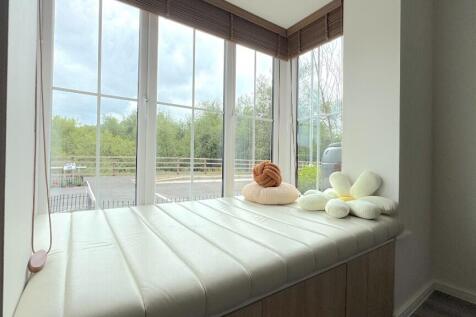 Bay Window