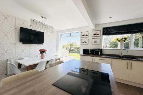 Family Living Kitchen