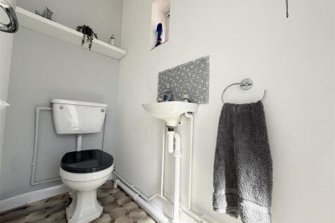 Downstairs Cloakroom