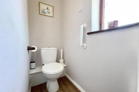 Separate WC